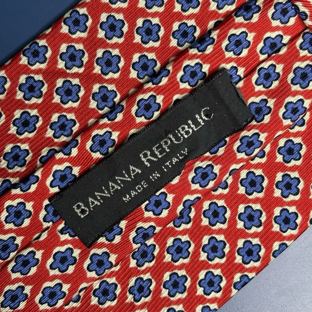 Banana Republic Italy 100% Silk Necktie Red Blue Floral Geometric Classic Office